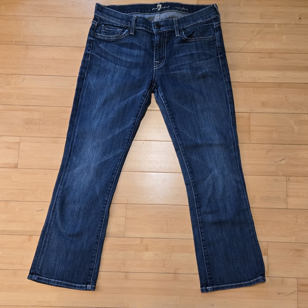 Seven 7 Womens Crop Flare Dark Wash Jeanns Size 28